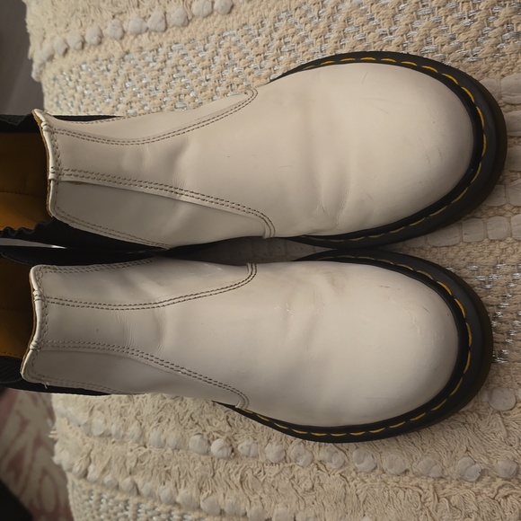 Dr Martens Yellow Stitch Leather Chelsea White Boot US 7 - Picture 3 of 11
